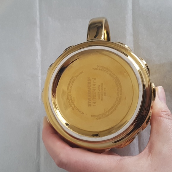 Starbucks 2019 Gold Mermaid Scale Holiday Mug 14 oz/414 ml - Picture 6 of 16